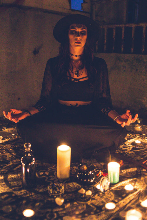 Adult Witchy Pumpkin Yoga 10/12 @ 10am